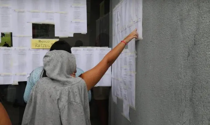 UEMG aplica provas do Vestibular 2026 em todo o estado e confirma recorde de inscritos